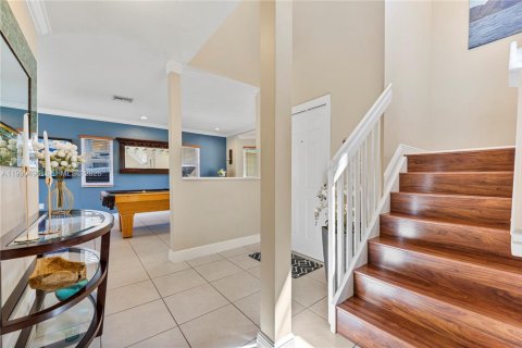 House in Cutler Bay, Florida 3 bedrooms, 197.7 sq.m. № 2066819 - photo 7