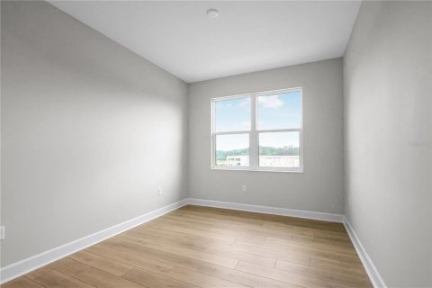 Casa en venta en Lady Lake, Florida, 3 dormitorios, 231.33 m2 № 2155984 - foto 7