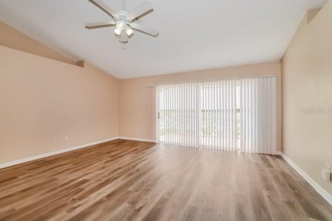 House in Groveland, Florida 4 bedrooms, 153.1 sq.m. № 2210690 - photo 4