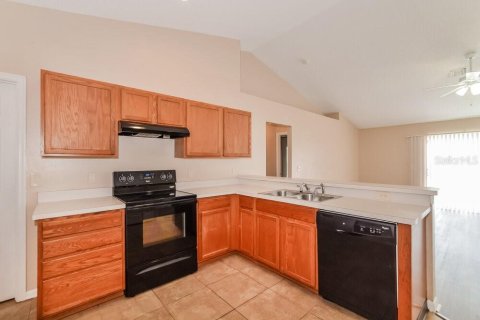 House in Groveland, Florida 4 bedrooms, 153.1 sq.m. № 2210690 - photo 7