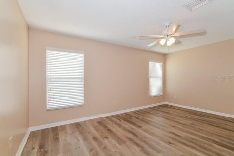 House in Groveland, Florida 4 bedrooms, 153.1 sq.m. № 2210690 - photo 8