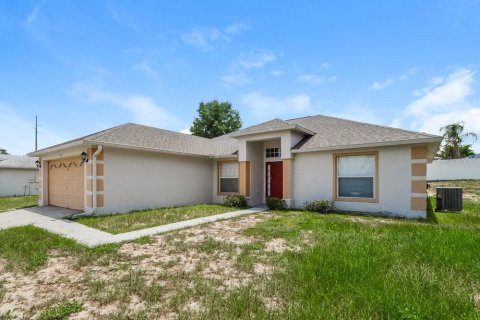 House in Groveland, Florida 4 bedrooms, 153.1 sq.m. № 2210690 - photo 3