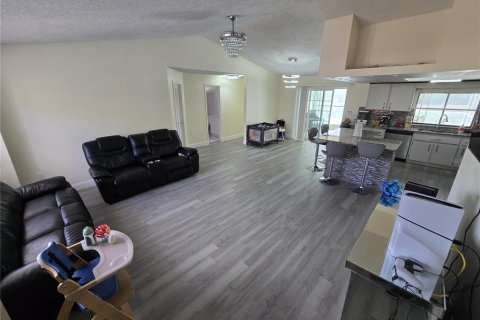 Villa ou maison à vendre à Spring Hill, Floride: 3 chambres, 129.69 m2 № 2234532 - photo 6