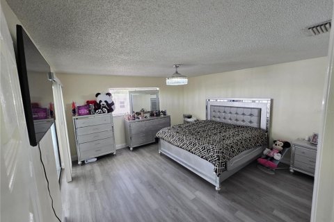 Villa ou maison à vendre à Spring Hill, Floride: 3 chambres, 129.69 m2 № 2234532 - photo 10
