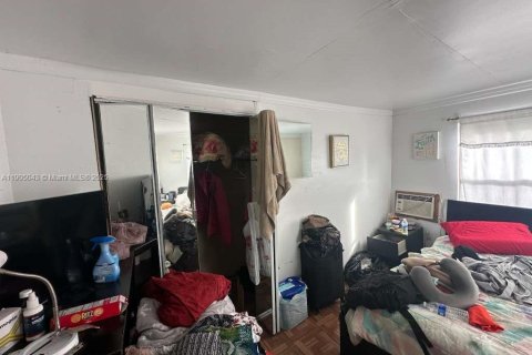 House in Miami, Florida 2 bedrooms, 75.25 sq.m. № 1956095 - photo 22