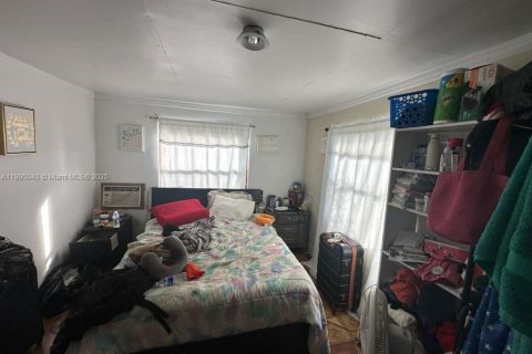 House in Miami, Florida 2 bedrooms, 75.25 sq.m. № 1956095 - photo 4