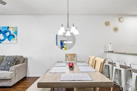 Touwnhouse à vendre à Kissimmee, Floride: 3 chambres, 120.77 m2 № 2389061 - photo 8
