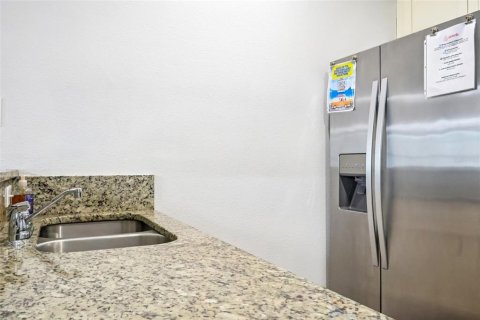 Touwnhouse à vendre à Kissimmee, Floride: 3 chambres, 120.77 m2 № 2389061 - photo 15