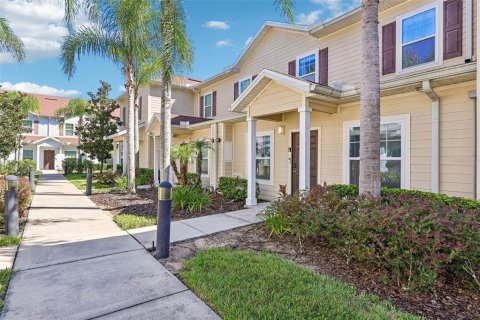 Touwnhouse à vendre à Kissimmee, Floride: 3 chambres, 120.77 m2 № 2389061 - photo 2