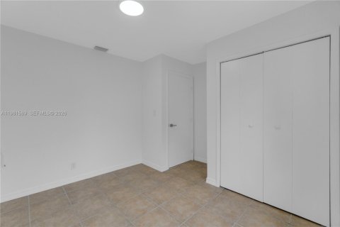 Adosado en venta en North Lauderdale, Florida, 4 dormitorios, 128.21 m2 № 2048281 - foto 23