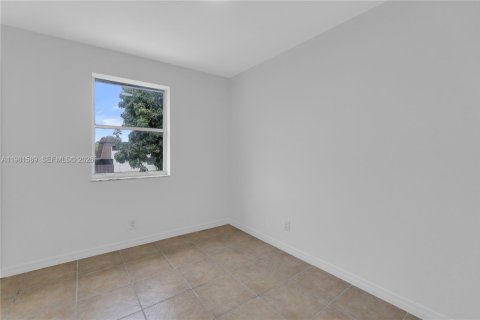 Adosado en venta en North Lauderdale, Florida, 4 dormitorios, 128.21 m2 № 2048281 - foto 24