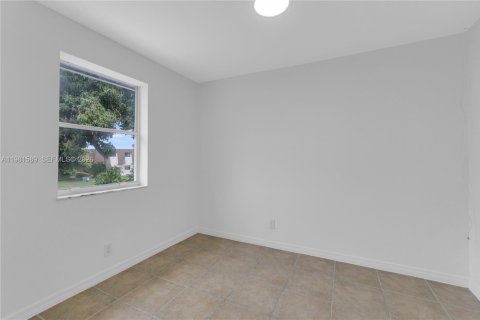 Adosado en venta en North Lauderdale, Florida, 4 dormitorios, 128.21 m2 № 2048281 - foto 22