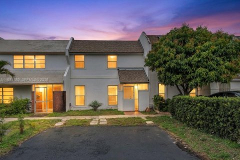 Adosado en venta en North Lauderdale, Florida, 4 dormitorios, 128.21 m2 № 2048281 - foto 4