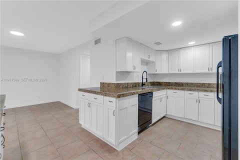 Adosado en venta en North Lauderdale, Florida, 4 dormitorios, 128.21 m2 № 2048281 - foto 12