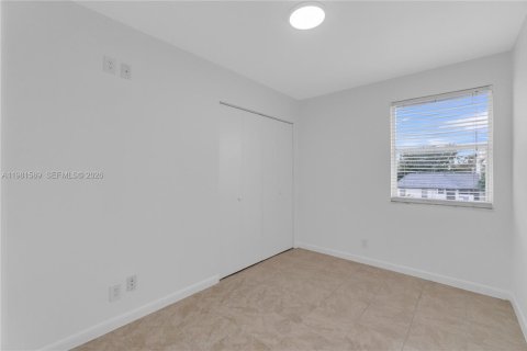 Adosado en venta en North Lauderdale, Florida, 4 dormitorios, 128.21 m2 № 2048281 - foto 18