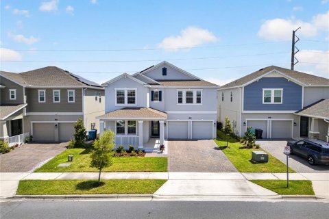 Casa en venta en Orlando, Florida, 5 dormitorios, 367.61 m2 № 2102750 - foto 4