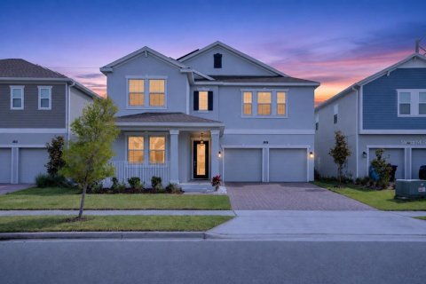 Casa en STOREY PARK en Orlando, Florida 5 dormitorios, 367.61 m2 № 2102750