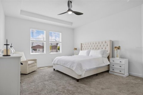 Casa en venta en Orlando, Florida, 5 dormitorios, 367.61 m2 № 2102750 - foto 19