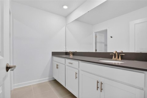Casa en venta en Orlando, Florida, 5 dormitorios, 367.61 m2 № 2102750 - foto 30