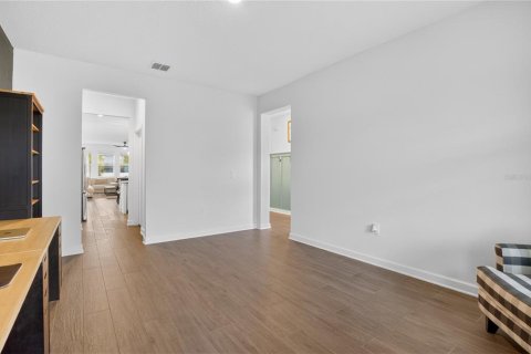 Casa en venta en Orlando, Florida, 5 dormitorios, 367.61 m2 № 2102750 - foto 8