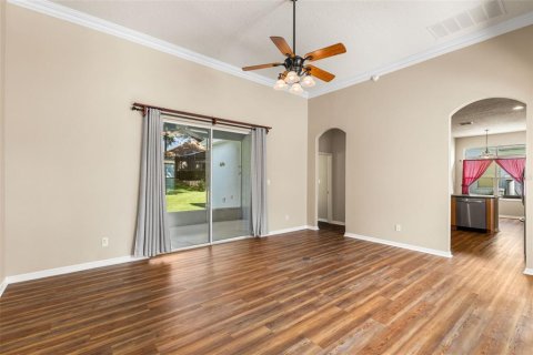 Villa ou maison à vendre à Leesburg, Floride: 2 chambres, 172.98 m2 № 1884502 - photo 11