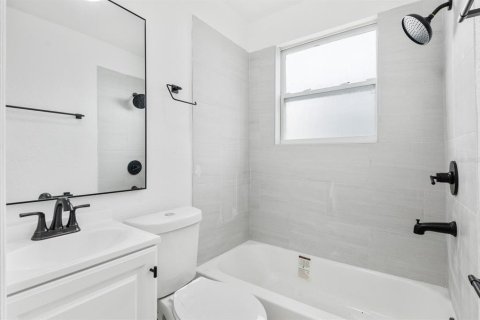 Apartamento en alquiler en Saint Petersburg, Florida, 2 dormitorios, 55.74 m2 № 1550024 - foto 7