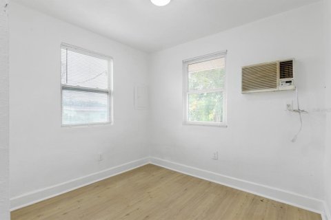 Apartamento en alquiler en Saint Petersburg, Florida, 2 dormitorios, 55.74 m2 № 1550024 - foto 11