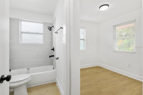 Apartamento en alquiler en Saint Petersburg, Florida, 2 dormitorios, 55.74 m2 № 1550024 - foto 8