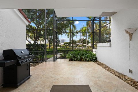 Touwnhouse à vendre à Aventura, Floride: 3 chambres, 220.46 m2 № 2431962 - photo 4
