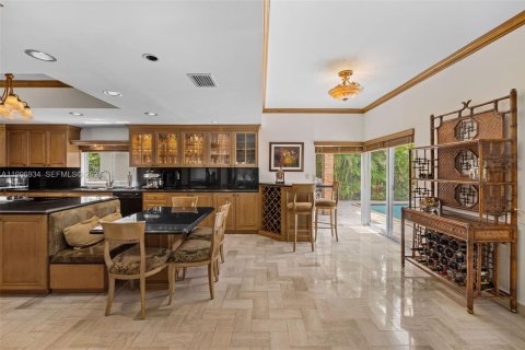 Купить виллу или дом в Майами, Флорида 5 спален, 454.01м2, № 2067744 - фото 11