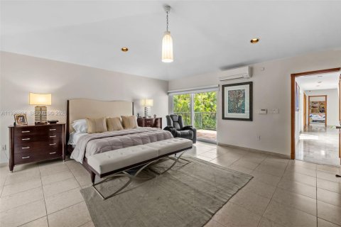 Купить виллу или дом в Майами, Флорида 5 спален, 454.01м2, № 2067744 - фото 29