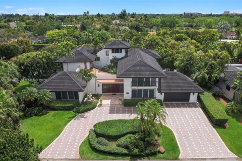 Дом в Майами, Флорида 5 спален, 454.01м2 № 2067744