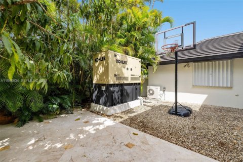 Купить виллу или дом в Майами, Флорида 5 спален, 454.01м2, № 2067744 - фото 27