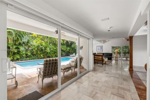 Купить виллу или дом в Майами, Флорида 5 спален, 454.01м2, № 2067744 - фото 19