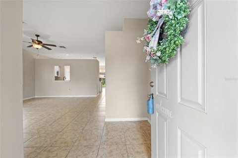House in Brooksville, Florida 3 bedrooms, 137.77 sq.m. № 1833093 - photo 2