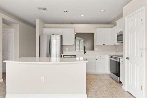 House in Brooksville, Florida 3 bedrooms, 137.77 sq.m. № 1833093 - photo 9