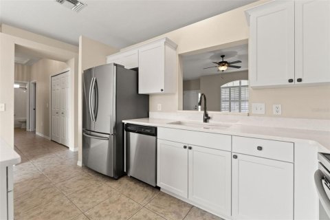 House in Brooksville, Florida 3 bedrooms, 137.77 sq.m. № 1833093 - photo 8