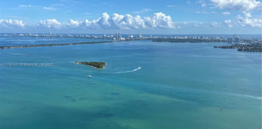 Condo à Miami, Floride, 1 chambre  № 1639182