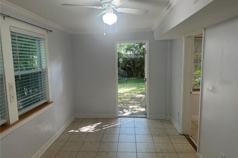 Immobilier commercial à vendre à Saint Petersburg, Floride: 5 chambres, 143.07 m2 № 1670723 - photo 19