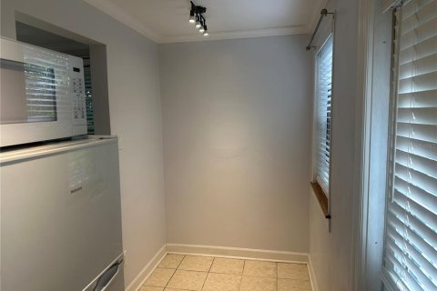 Immobilier commercial à vendre à Saint Petersburg, Floride: 5 chambres, 143.07 m2 № 1670723 - photo 16