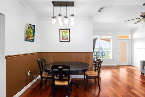 Condo in Tampa, Florida, 1 bedroom  № 1870095 - photo 9