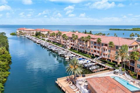 Condo in Tampa, Florida, 1 bedroom  № 1870095 - photo 27