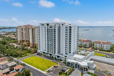 Condo in Tampa, Florida, 3 bedrooms  № 2210363