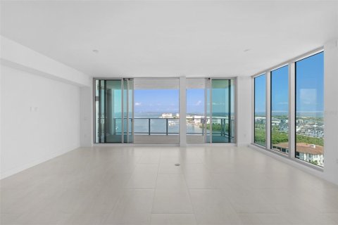 Copropriété à vendre à Tampa, Floride: 3 chambres, 247.68 m2 № 2210363 - photo 18