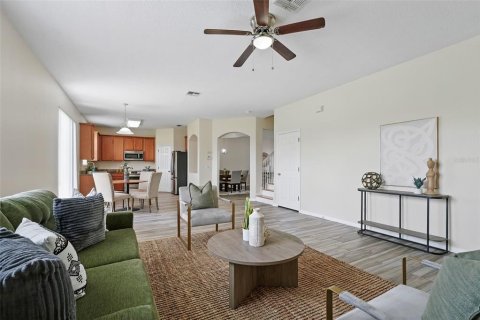House in Orlando, Florida 4 bedrooms, 245.82 sq.m. № 1785425 - photo 15