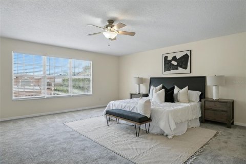 House in Orlando, Florida 4 bedrooms, 245.82 sq.m. № 1785425 - photo 23