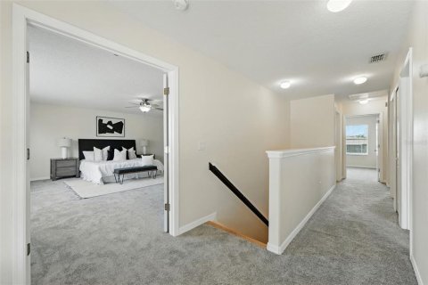 House in Orlando, Florida 4 bedrooms, 245.82 sq.m. № 1785425 - photo 21