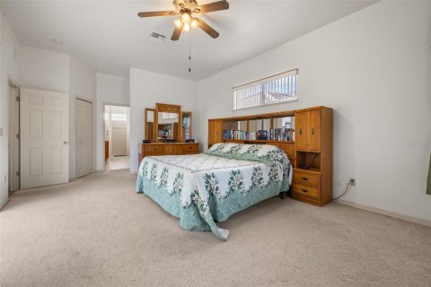 House in Fort Denaud, Florida 5 bedrooms, 336.03 sq.m. № 1823993 - photo 23