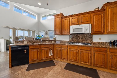 House in Fort Denaud, Florida 5 bedrooms, 336.03 sq.m. № 1823993 - photo 17