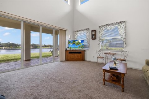 House in Fort Denaud, Florida 5 bedrooms, 336.03 sq.m. № 1823993 - photo 12